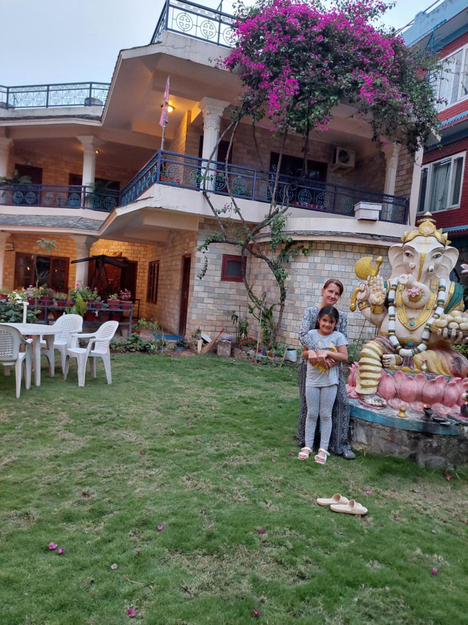 Blue Planet Lodge & Restaurant 博卡拉 外观 照片